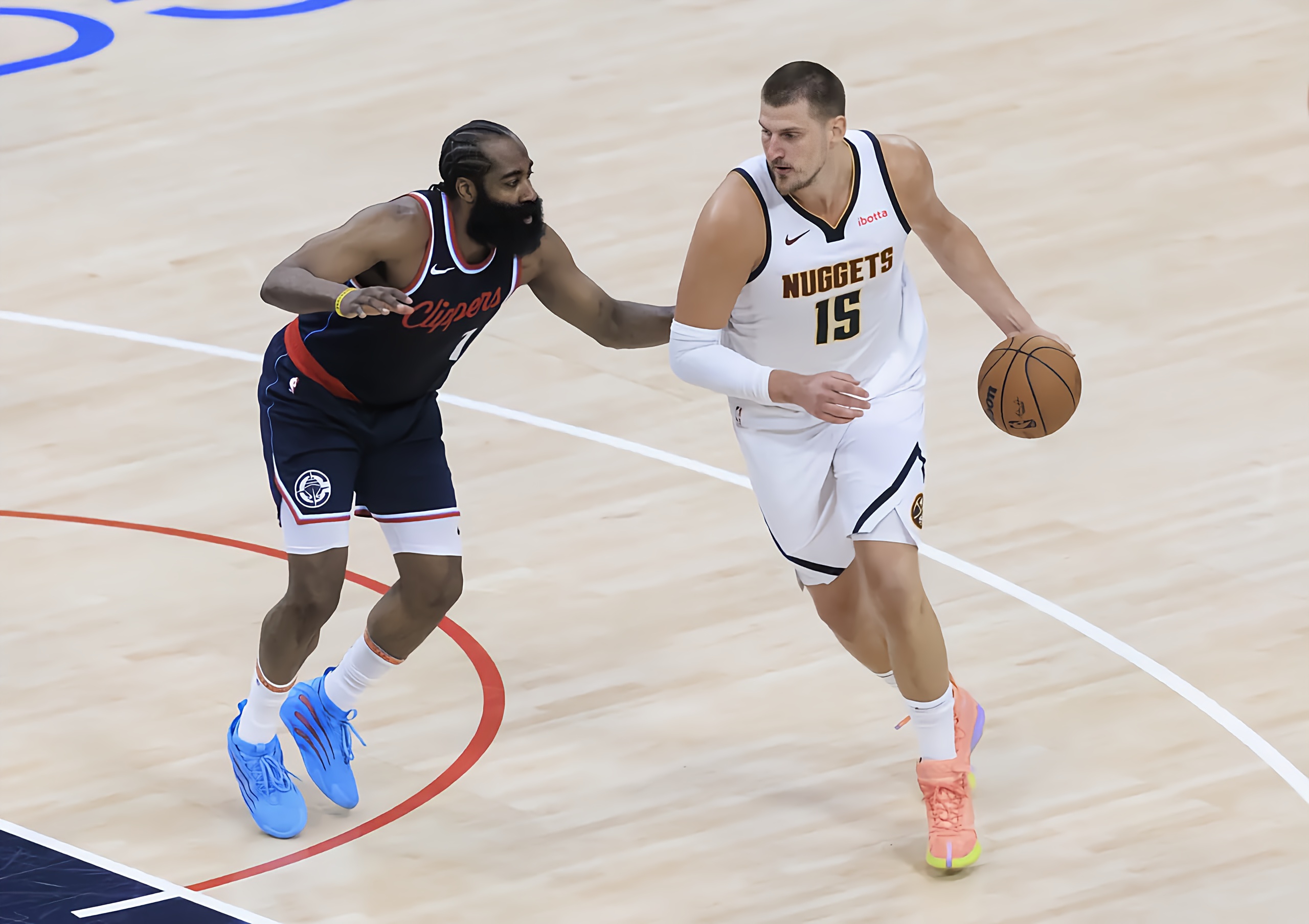 包含NBA季后赛赛程吃紧;丹佛掘金关键时刻队长鼓劲;震撼外界;轮换策略成焦点的词条-九游官网